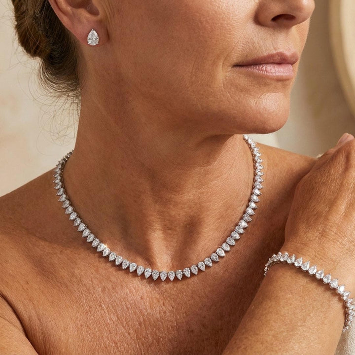 Gorgeous transparent round cubic zirconia bridal set