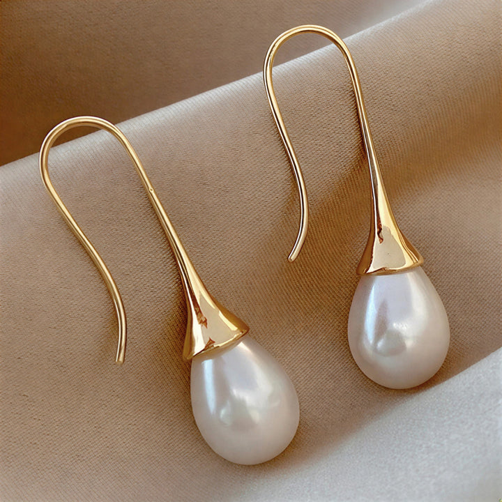 Classic beautiful pearl earrings