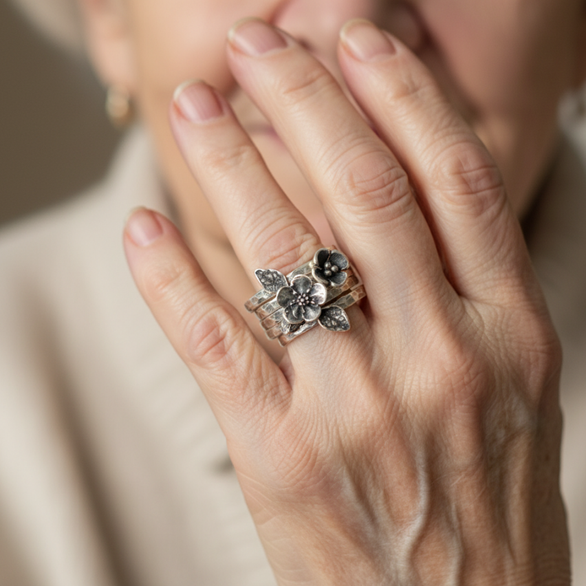 Vintage Floral Silver-Plated Layered Ring