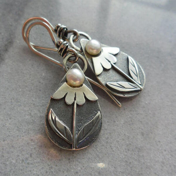 Vintage earrings with floral drops