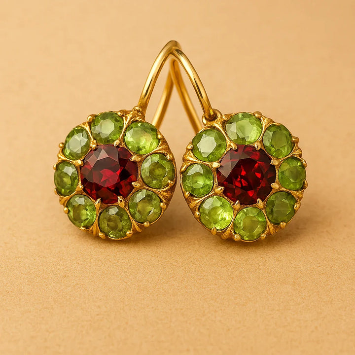 Retro round crystal earrings in green and red
