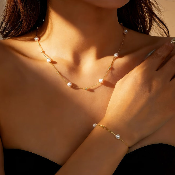 Delicate Pearl Necklace Jewelry Set