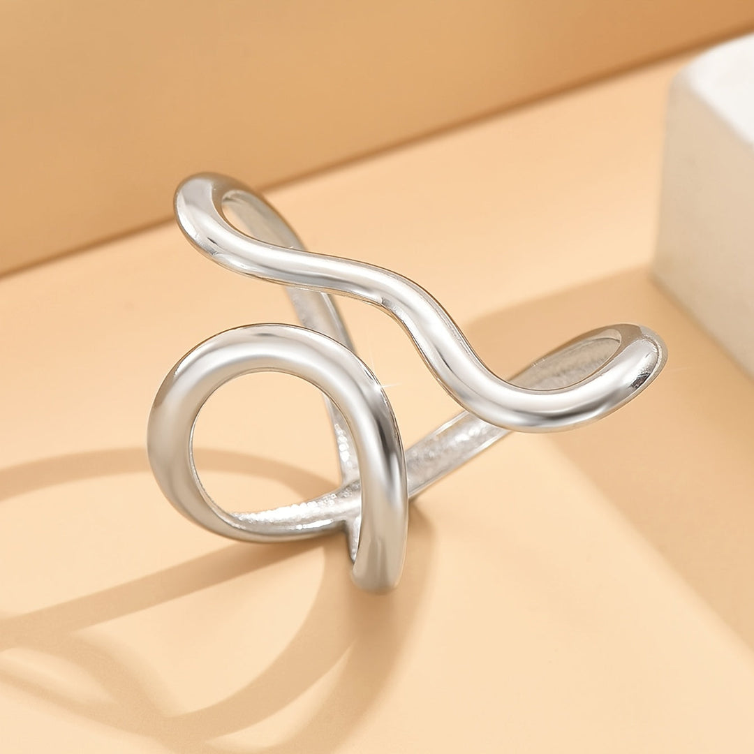 Chic Ring with Asymmetrical Wave - Haller