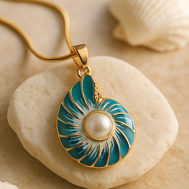Pearl necklace with blue shell