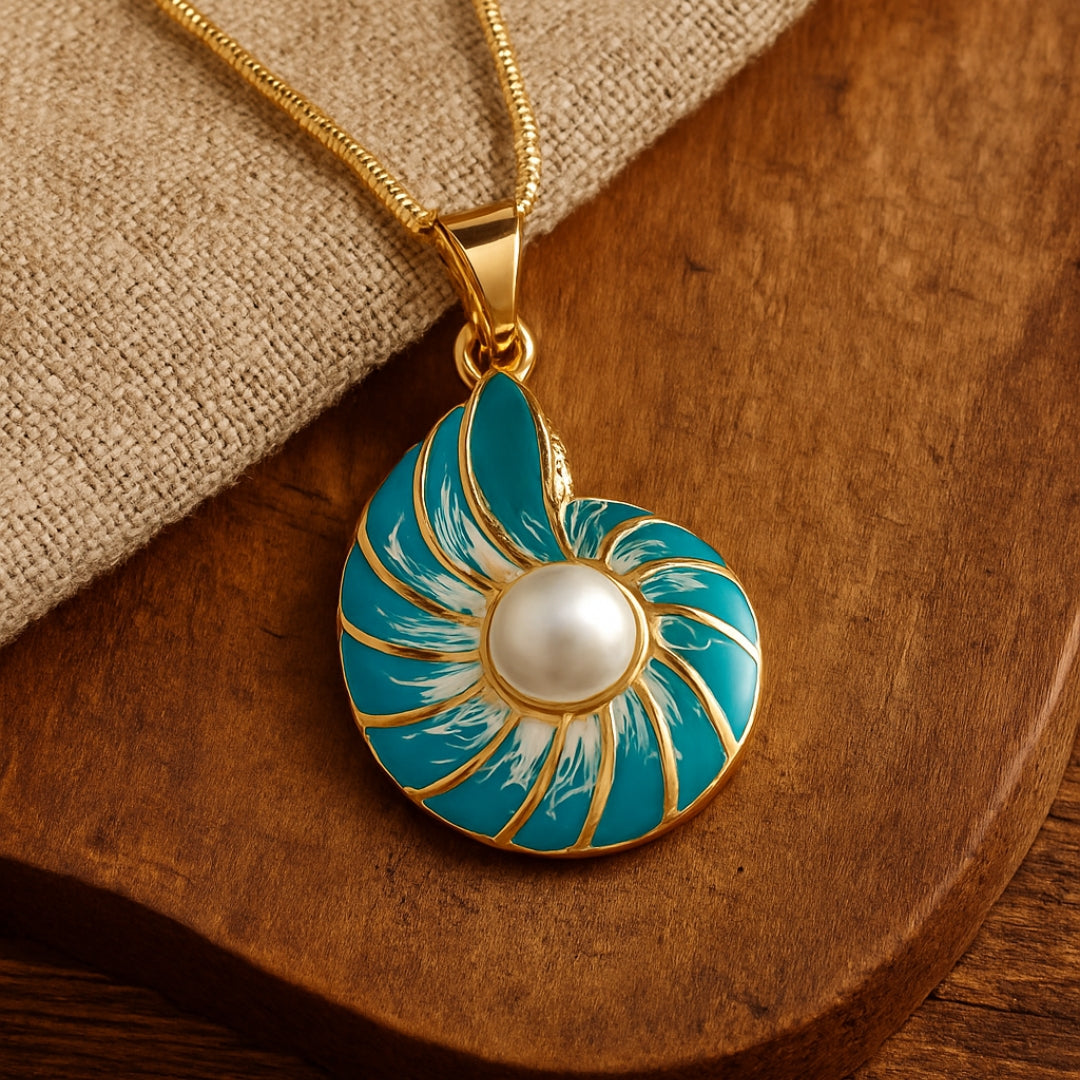 Pearl necklace with blue shell
