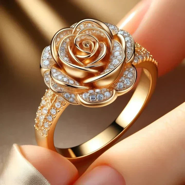 Exotic ring with cubic zirconia in rose gold