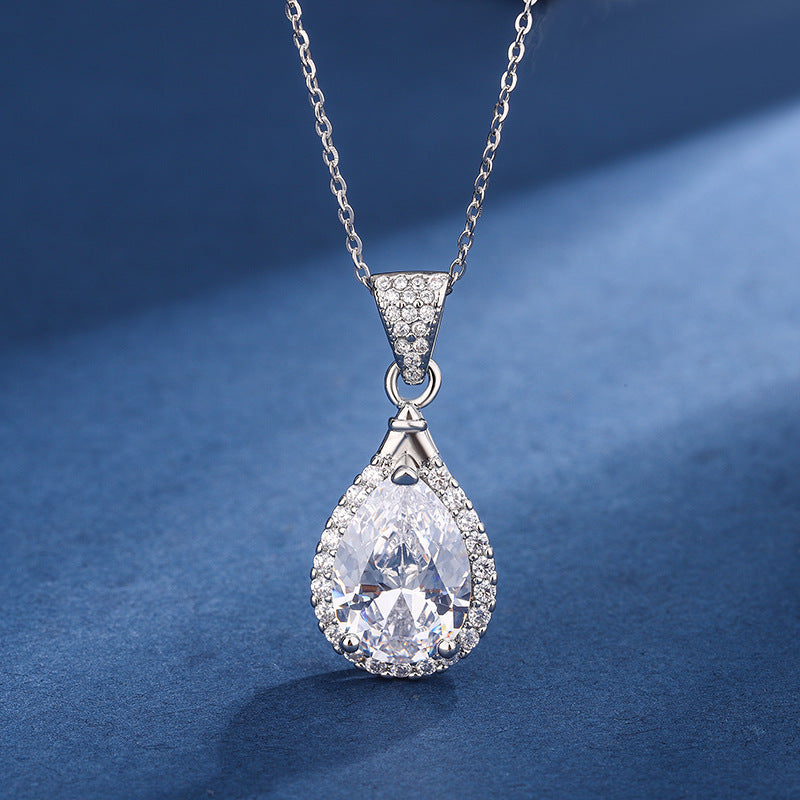 Aria White Drop Set | White Gold