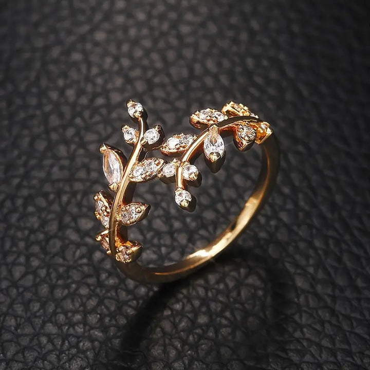 Elegant Gold Vine Ring | Gold