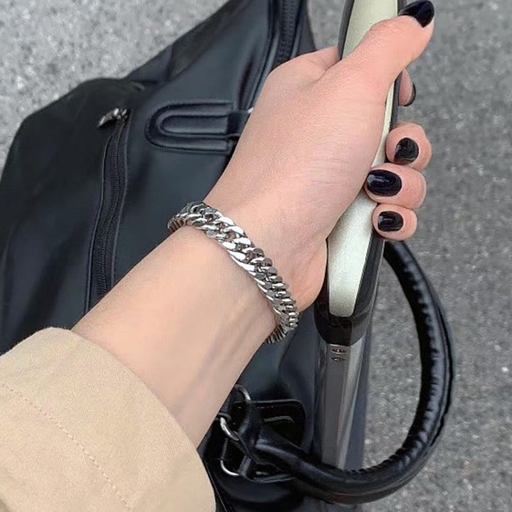 Sterling Vale Bracelet | White Gold