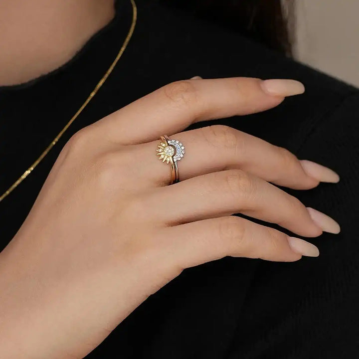 Timeless Silver Zirconia Sun-Moon Ring Set