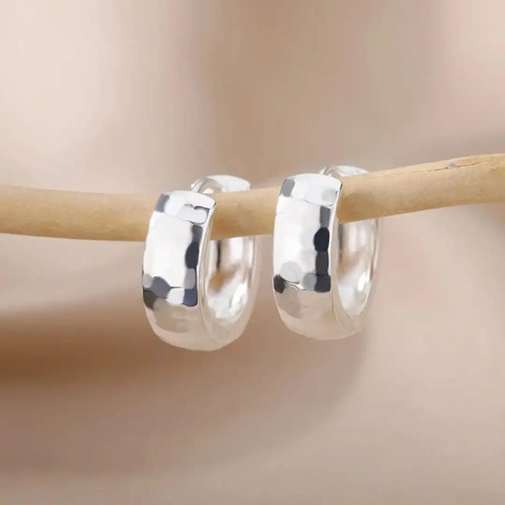 Timeless shaped gold hoop earrings