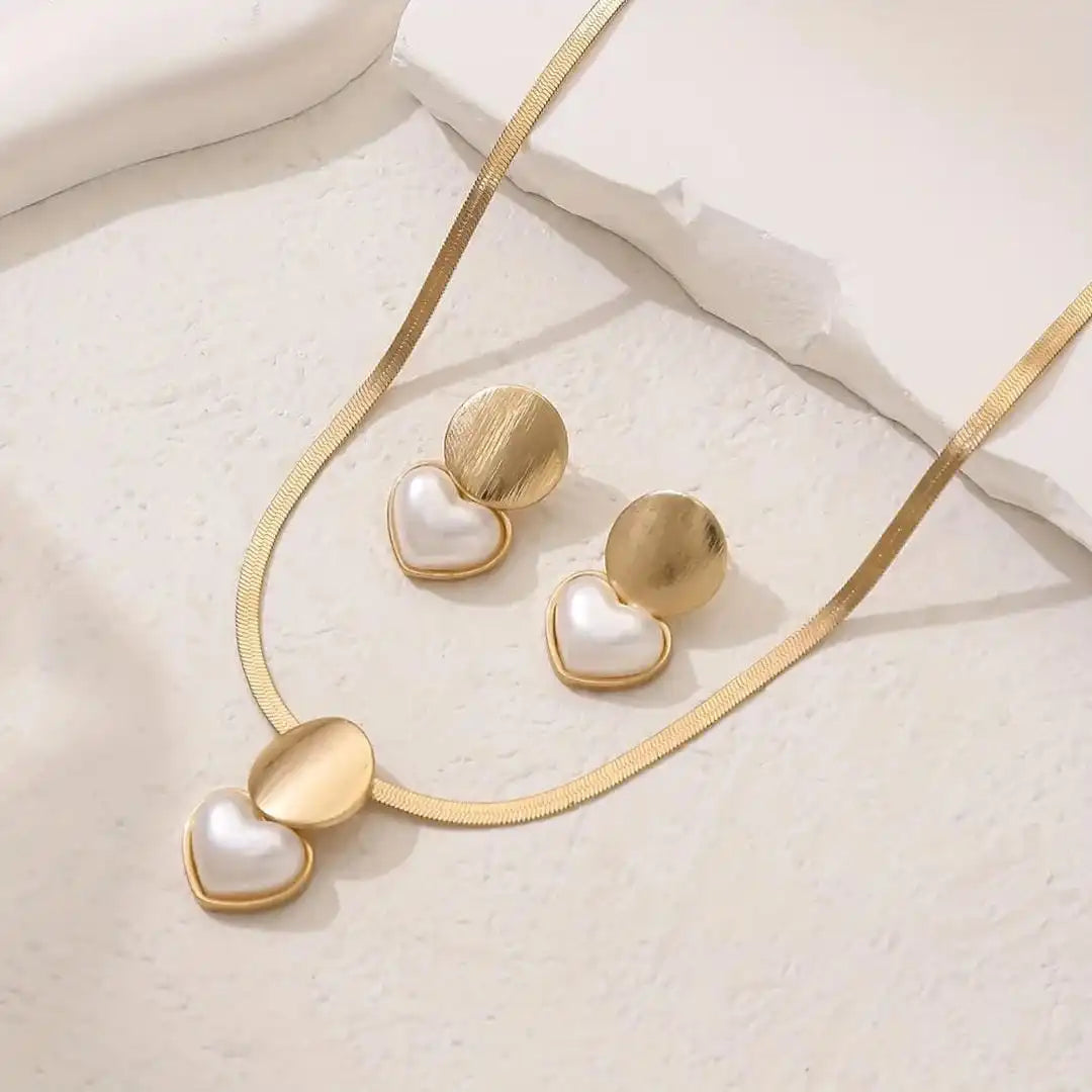 Vintage Gold Heart Necklace and Earring Set