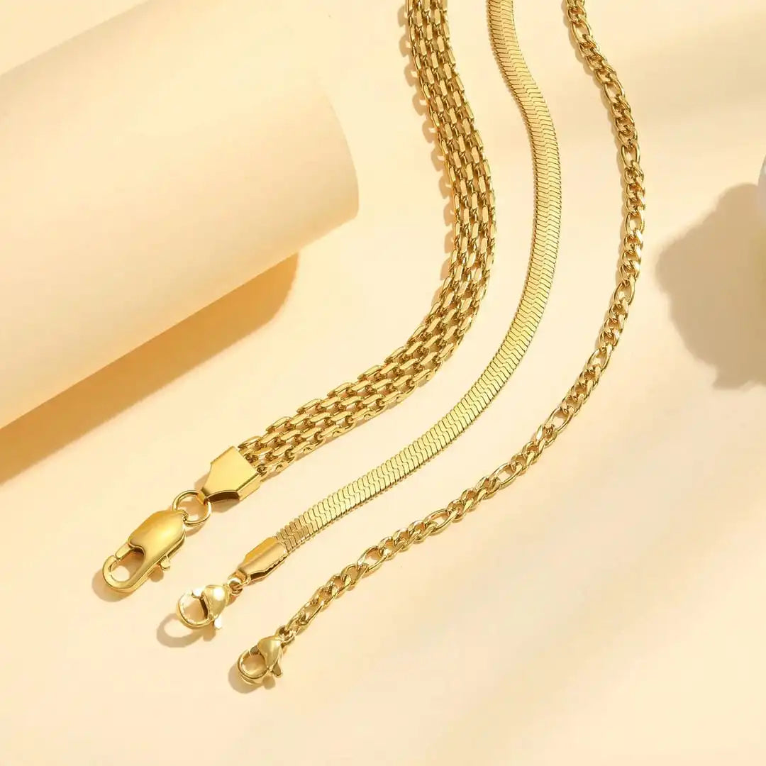 Stackable Gold Pearl Bracelet Set