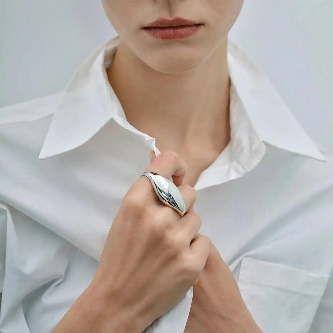 Timeless gold double ring