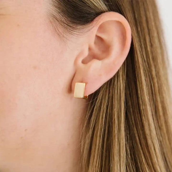 Gold geometric square earrings