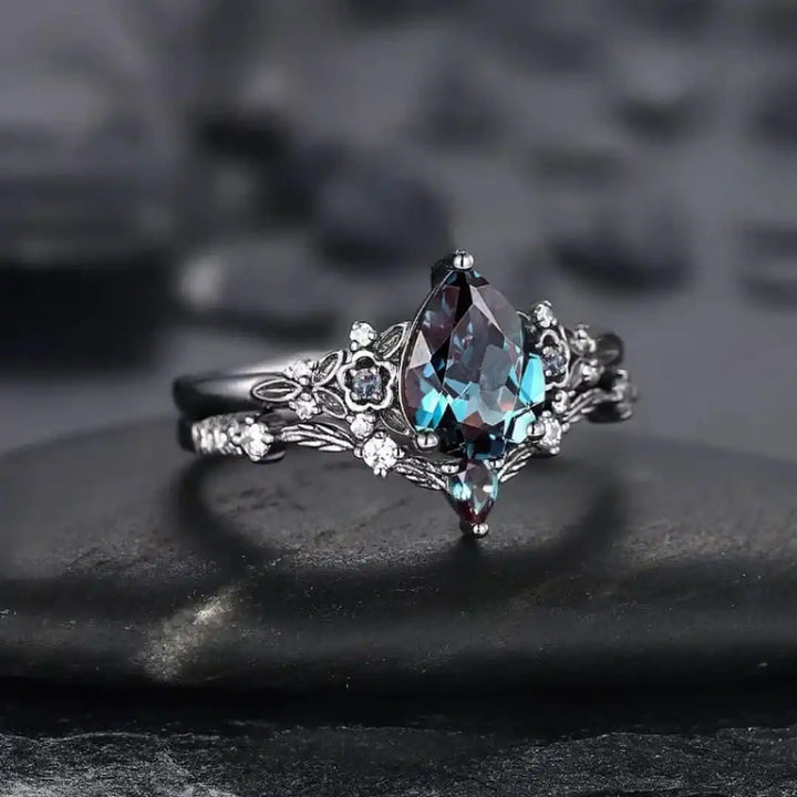 Gunmetal Black Sapphire Zirconia Ring Set