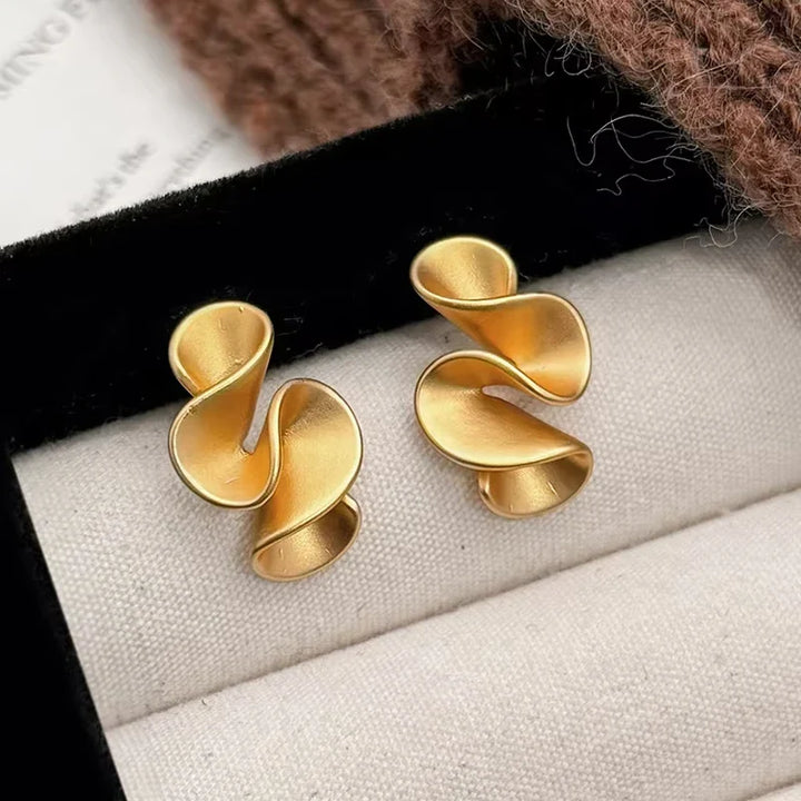 Blossom Stud Earrings in Sterling Silver with 18K Gold - Haller