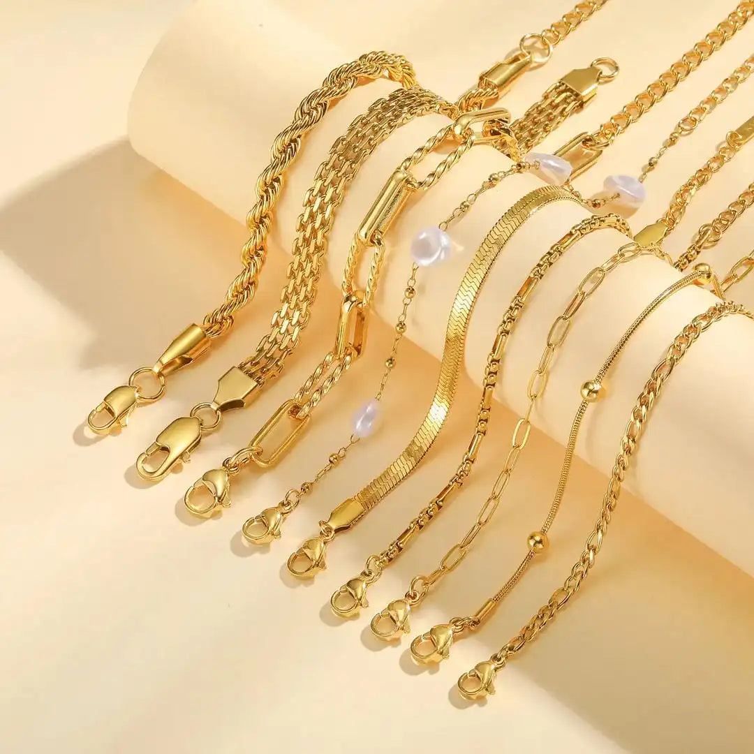 Stackable Gold Pearl Bracelet Set