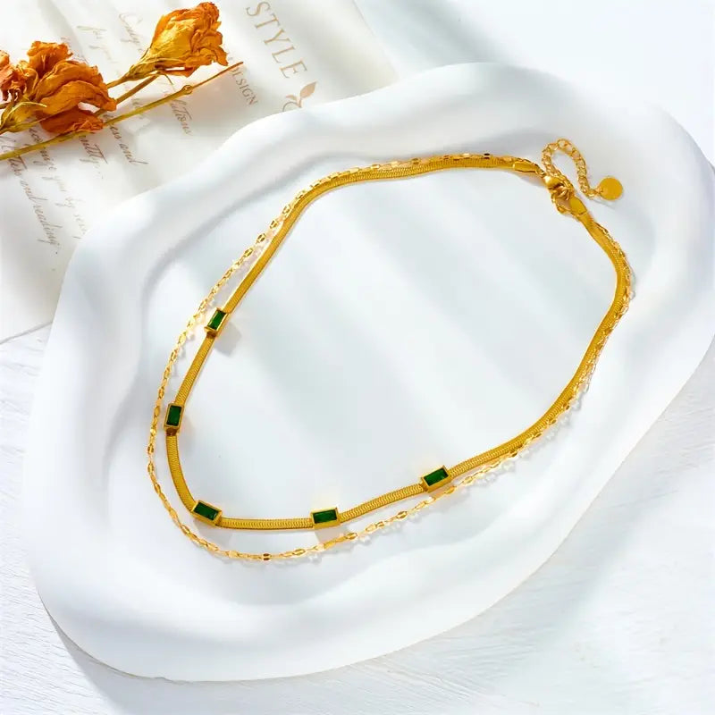 Sorella Two-Layer Retro Gold Necklace with Gemstone