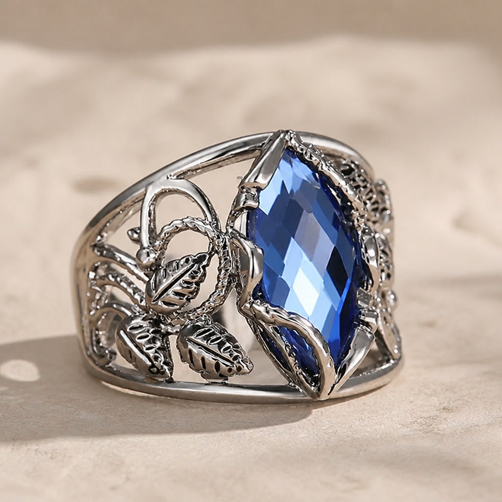 Leaf Ring Sapphire Blue