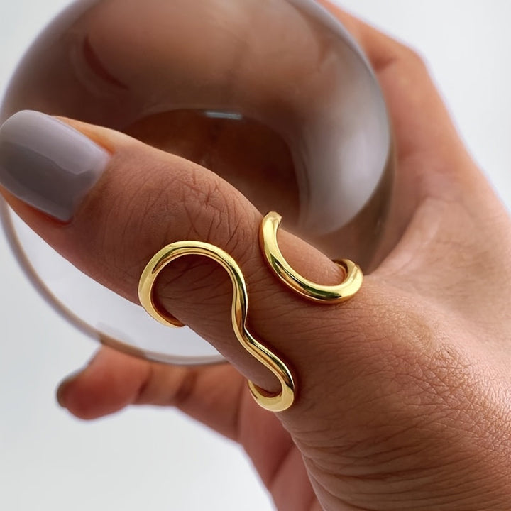 Chic Ring with Asymmetrical Wave - Haller