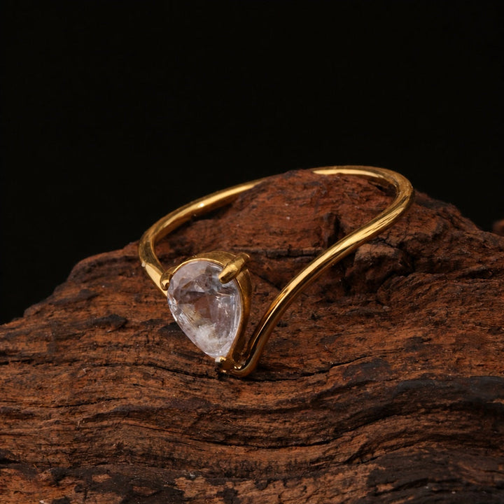 V-shaped inset drop ring