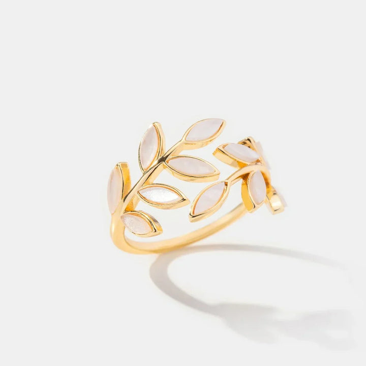 Neraya delicate open leaf ring | Gold