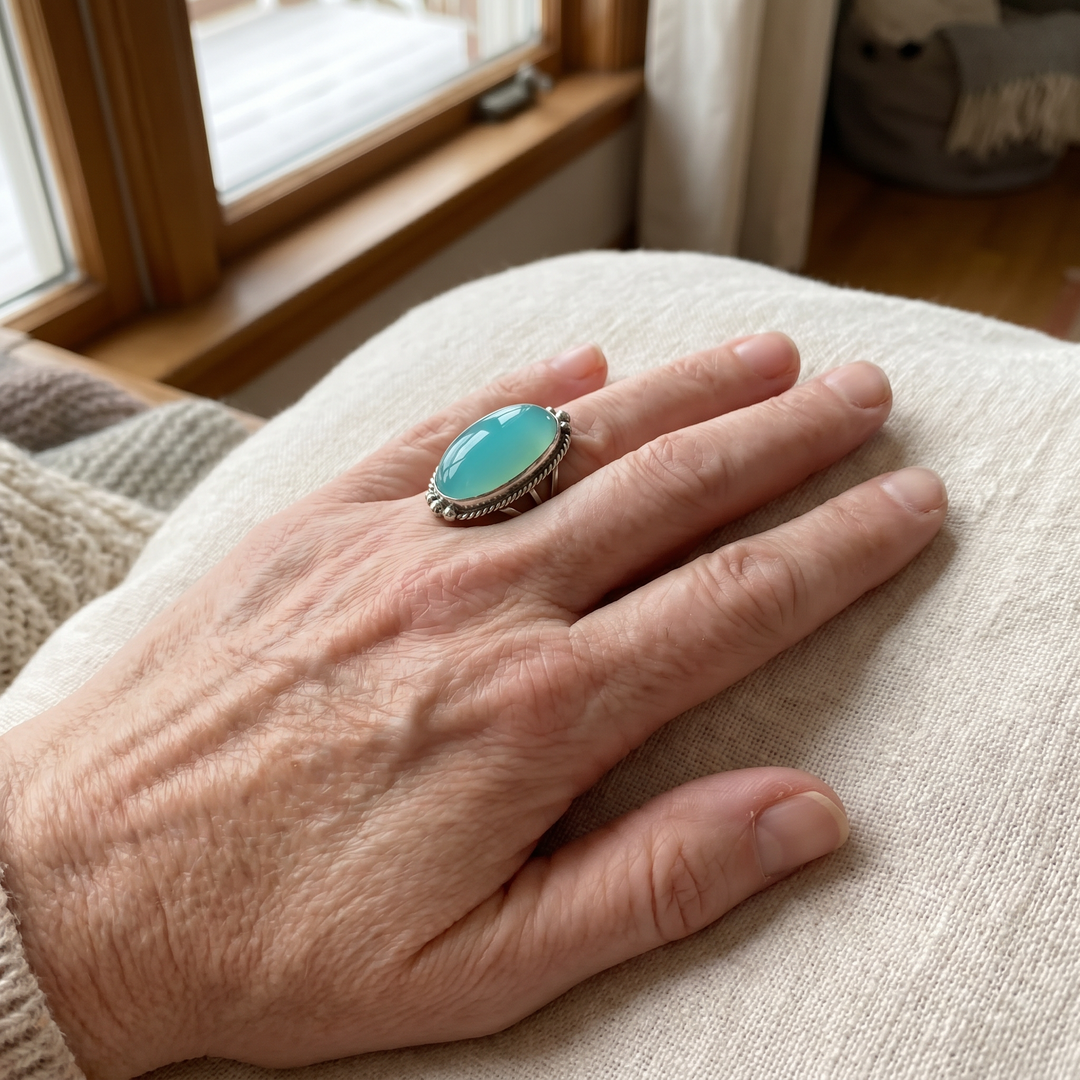 Vintage sterling silver statement ring with turquoise
