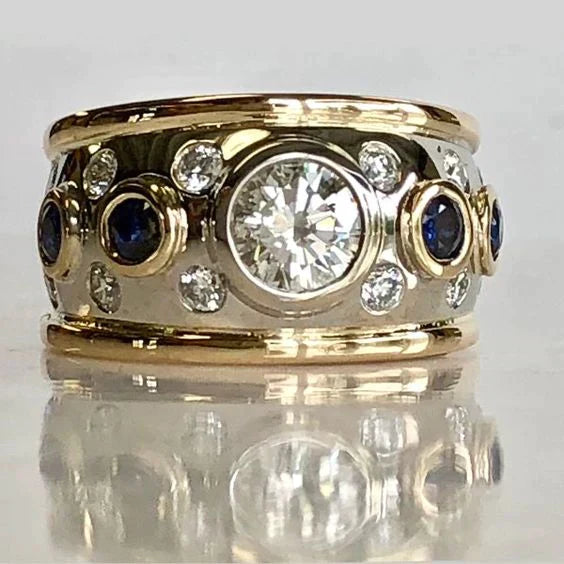 Vintage gold ring with inset cubic zirconia
