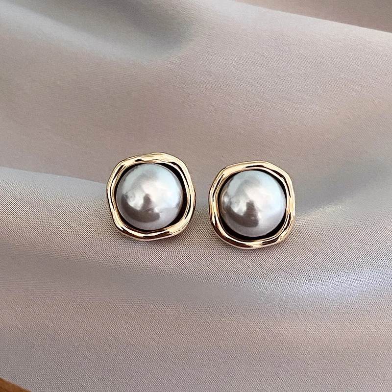 Pearl earrings