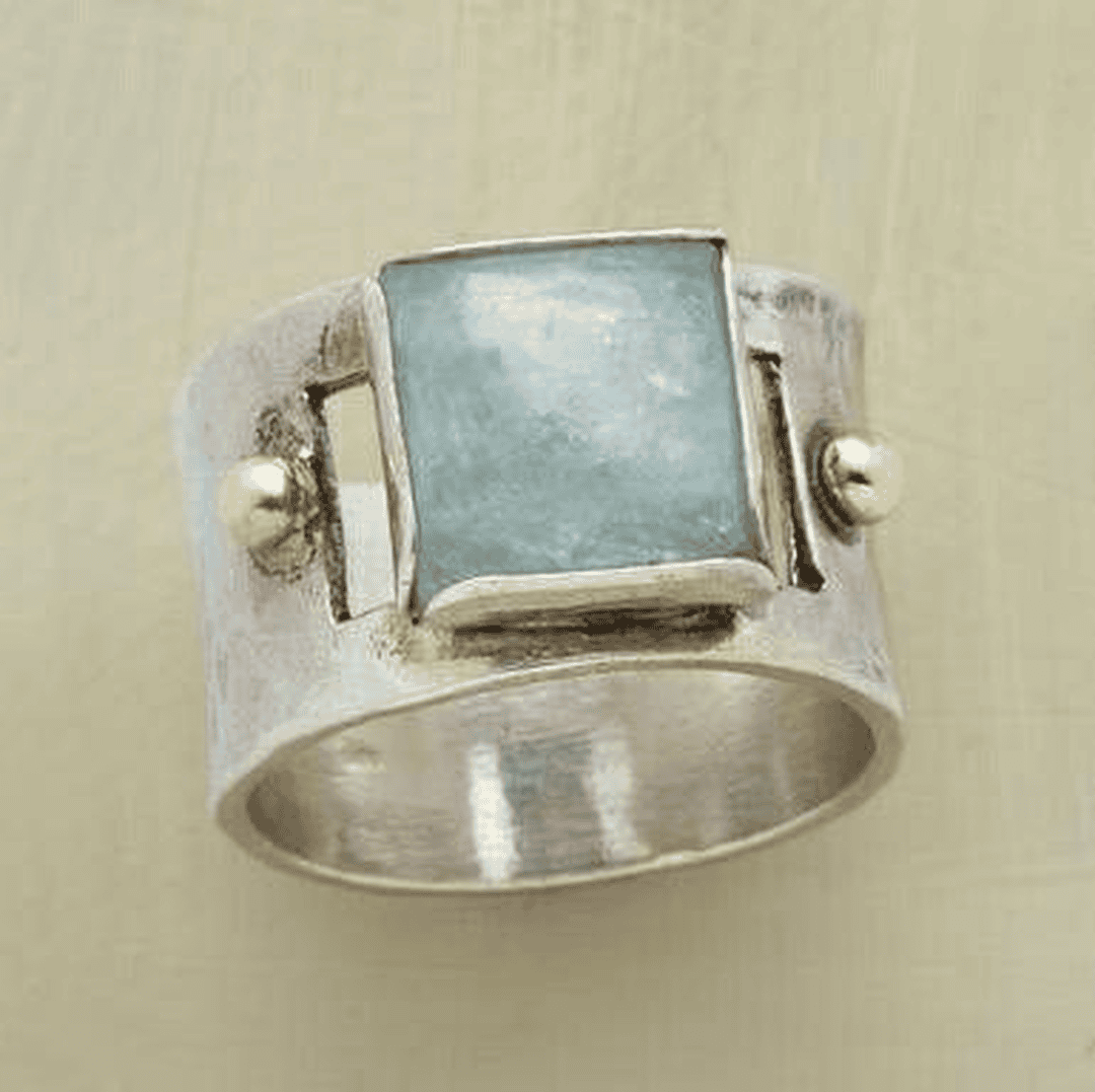 Vintage green square moonstone ring