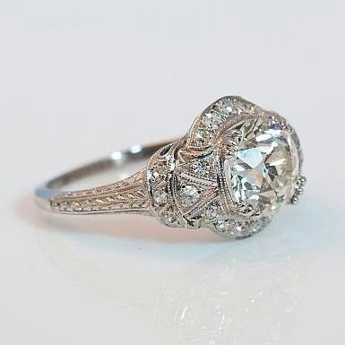 Vintage silver ring with crystal