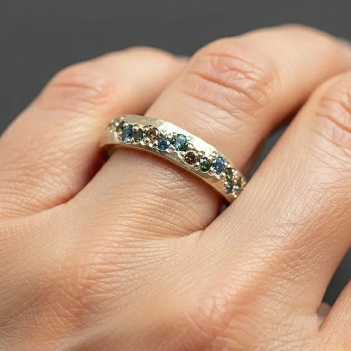 Vintage multicolored gold ring