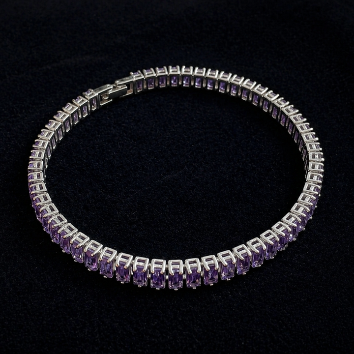 Refined Amethyst and White Gold Bracelet