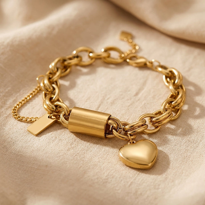 Solid gold bracelet