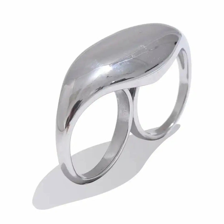 Timeless gold double ring