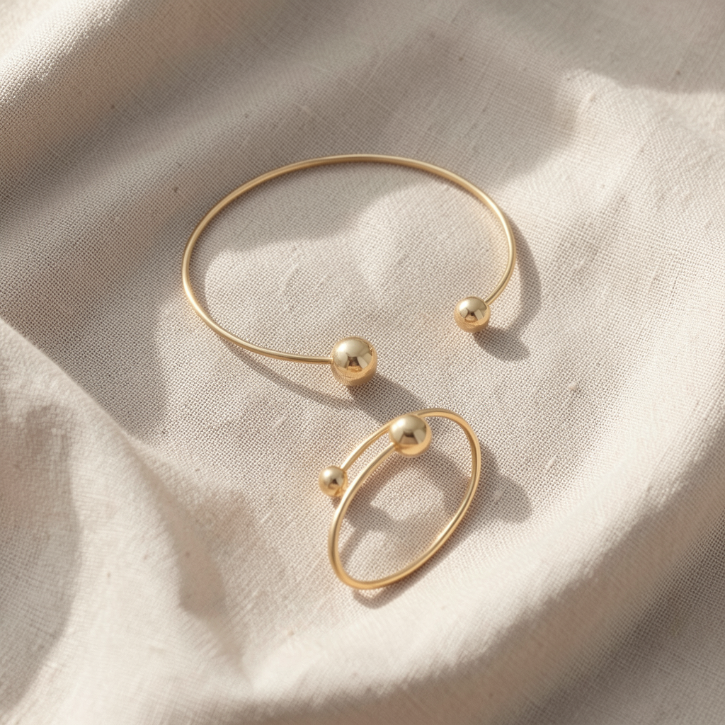 Minimalist Glossy Necklace & Bangle Set | Gold