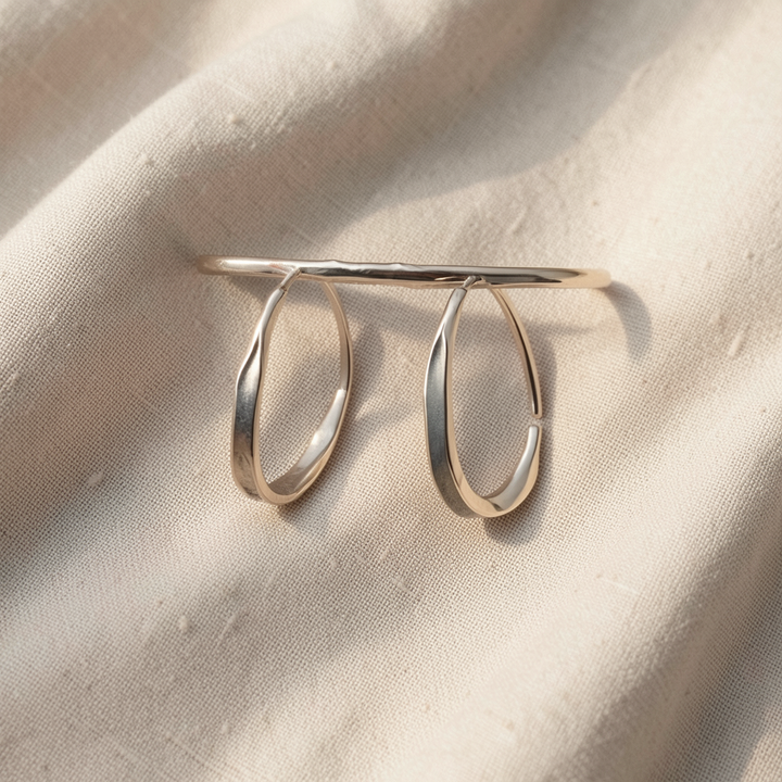 Eye-catching circle hoop earrings